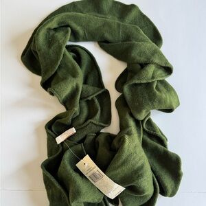 NWT! 🔥Collection Eighteen Women’s Boa Scarf. Deep Lichen Green. OS